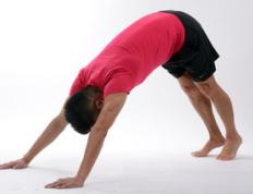 羽毛球赛场焦点！意大利队对阵日本队，冠军之争悬念重重，胜负难料